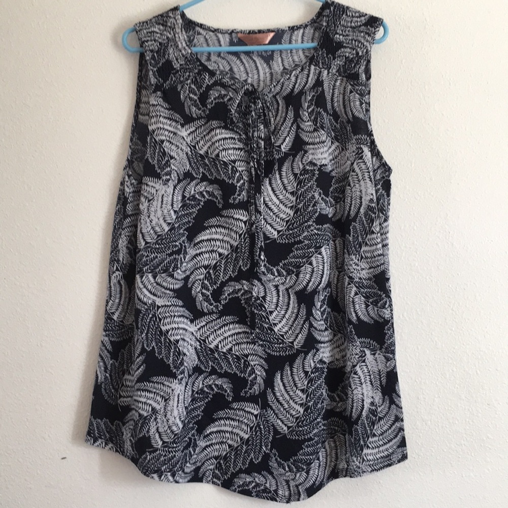 Women's floral lightweight semi-sheer tank top